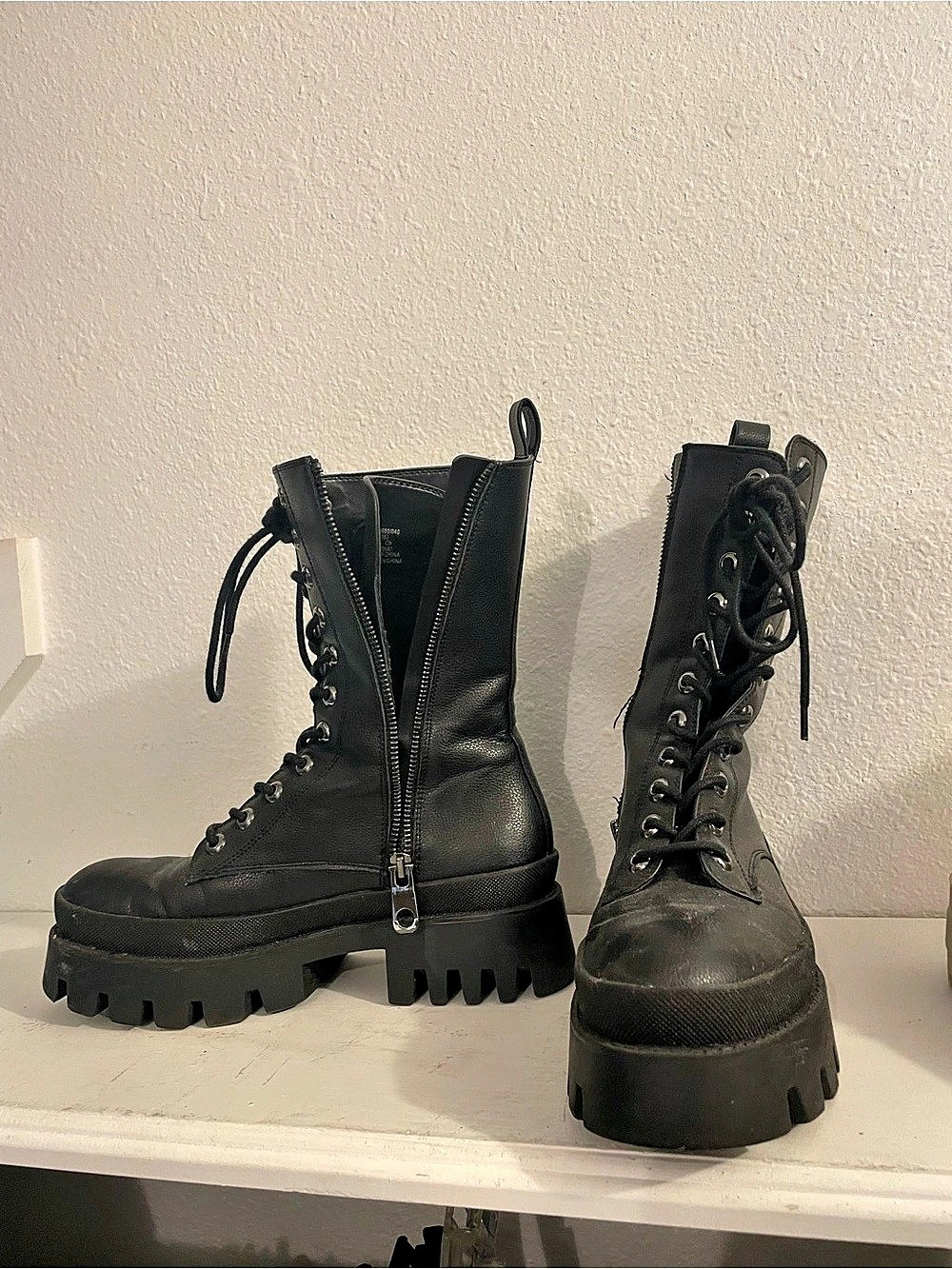 Bershka combat boot Black EU 39